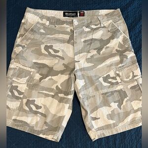 Ecko Unlimited Gray/White Camo Cargo Shorts